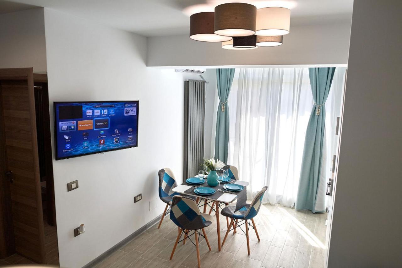 Summer Studio Spa N Pools Beach Resort Navodari Ngoại thất bức ảnh